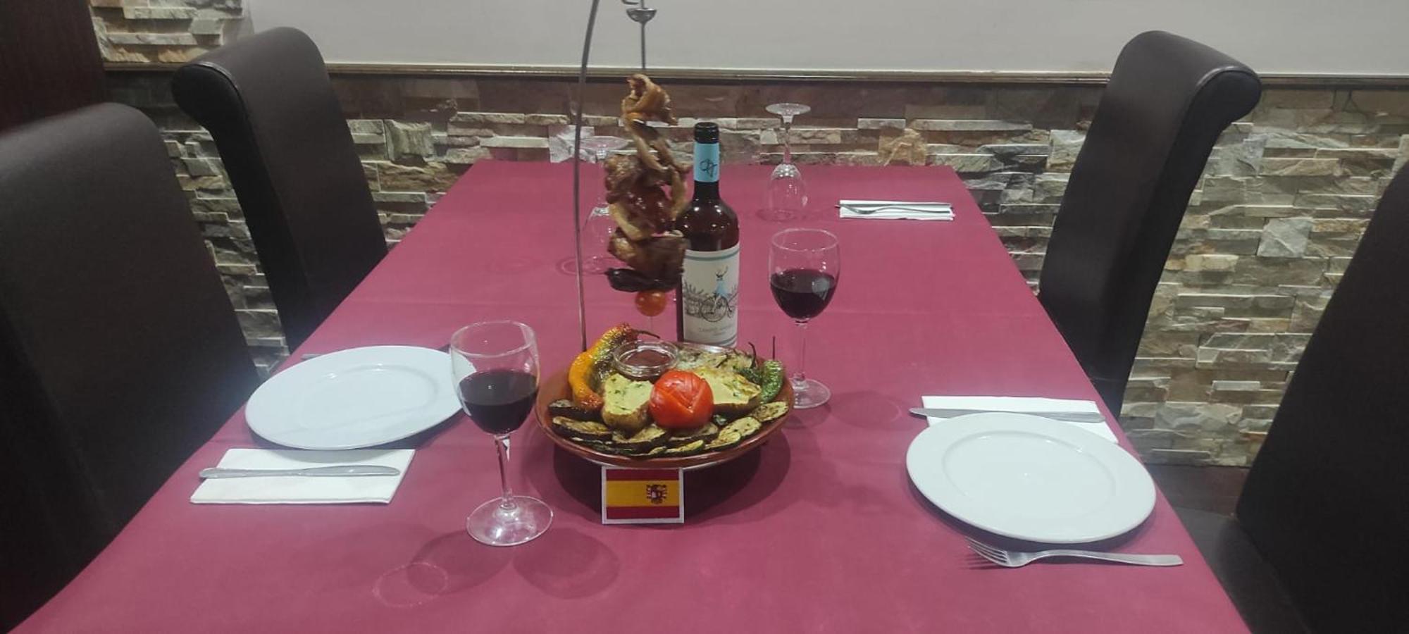 Hotel Restaurante El Patas Corral de Almaguer Eksteriør billede